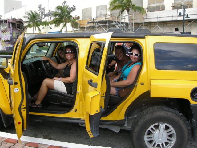 Hummer amarilla